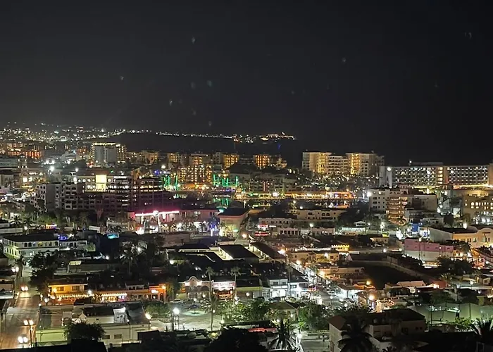 Stunning Ocean Views & Walk To Cabo Marina Сasa de vacaciones Cabo San Lucas