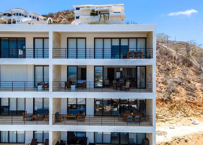 Stunning Ocean Views & Walk To Cabo Marina Сasa de vacaciones *