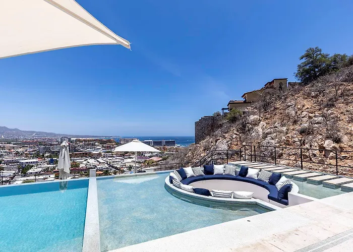 Stunning Ocean Views & Walk To Cabo Marina Сasa de vacaciones *